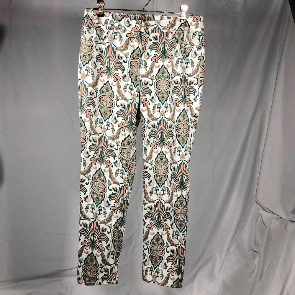 NWT White Coral and Green Patterned Pants